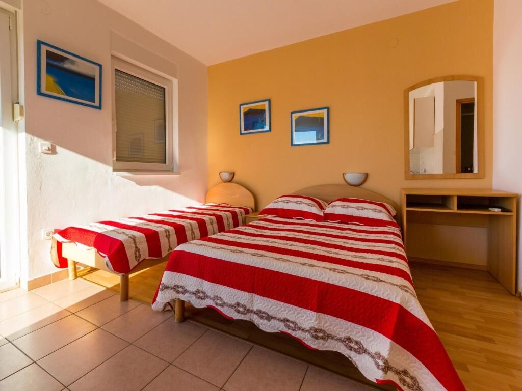 Apartments Ani 66441-A2