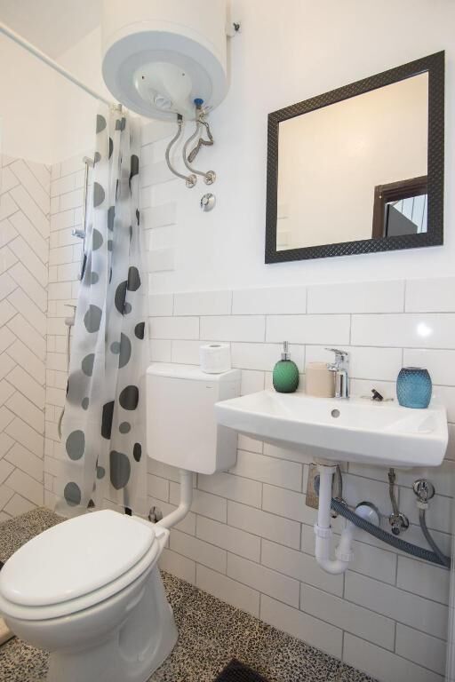 House Ivica 46101-K1