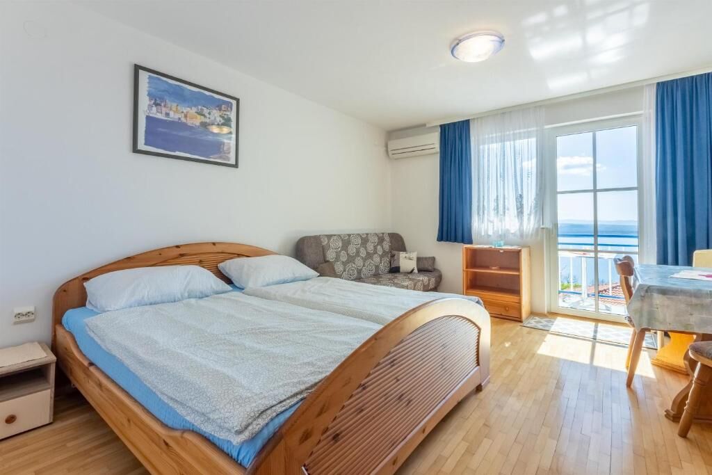 Apartments Božana 66521-A2