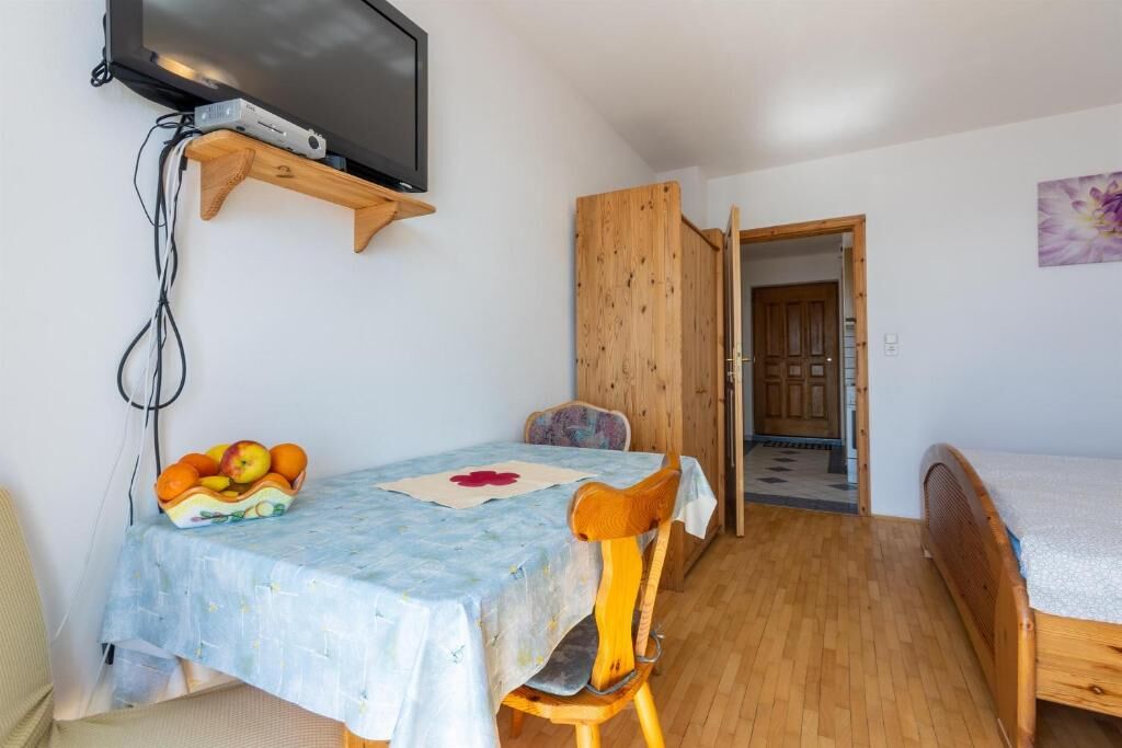 Apartments Božana 66521-A2