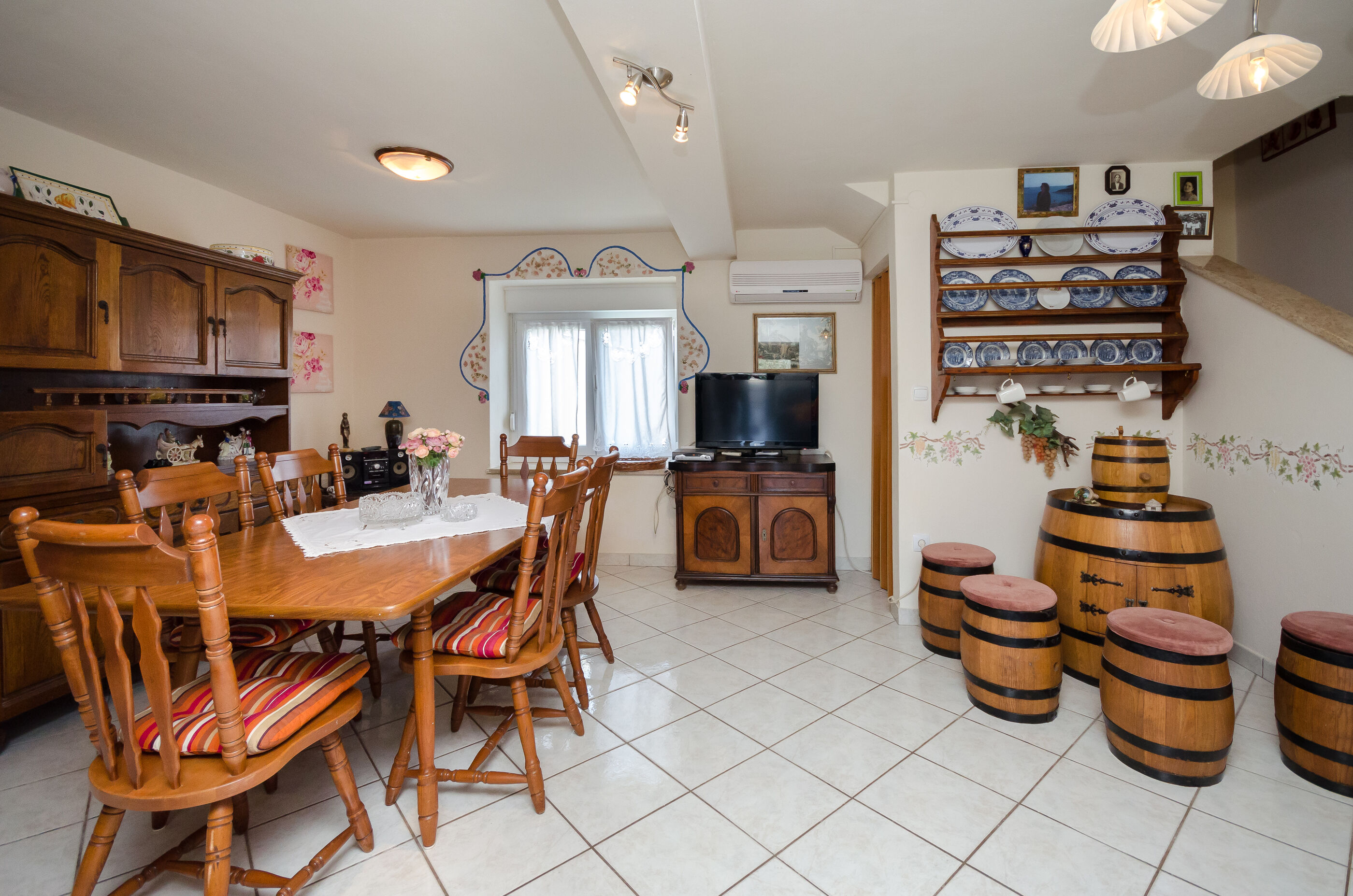 House Rita 71661-K1
