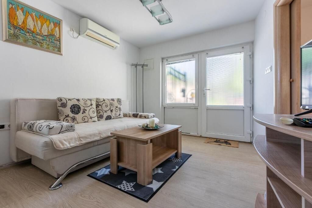 Apartment Jurja 85701-A1