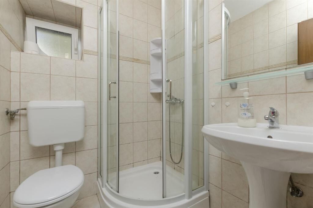 Apartments Anita 45751-A1