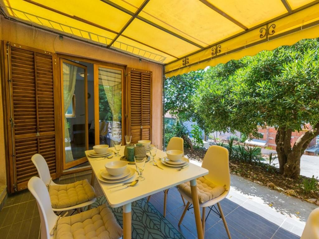 Apartments Bartulin 66361-A1
