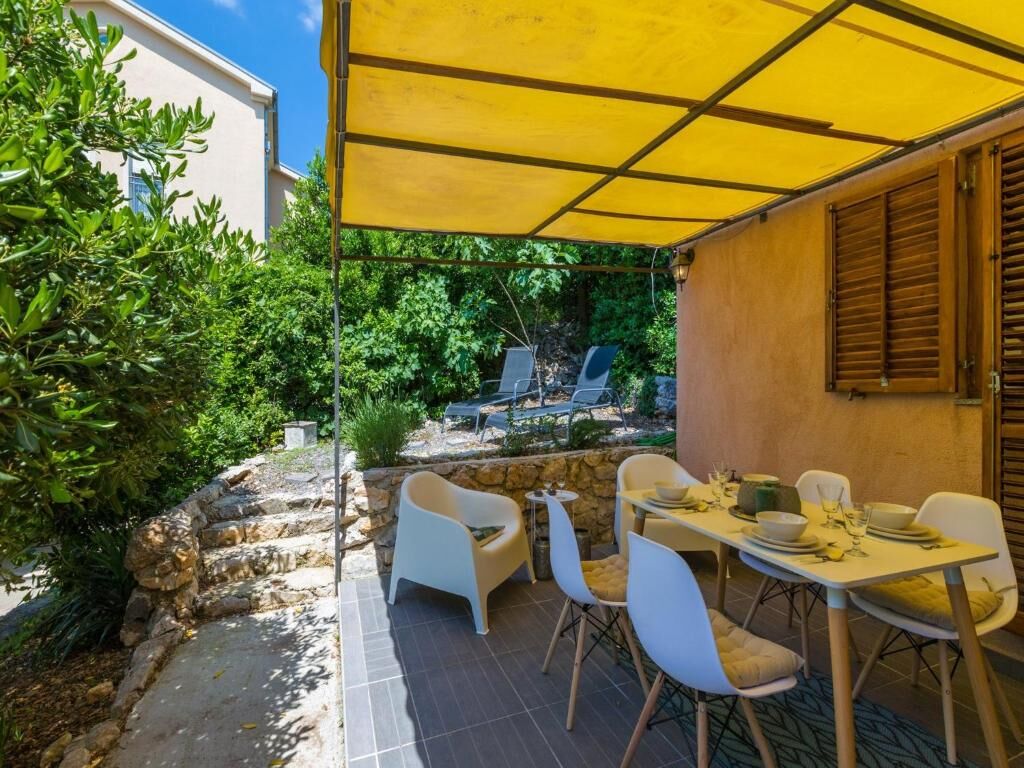 Apartments Bartulin 66361-A1