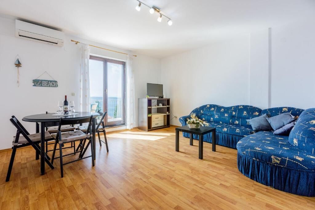 Apartments Bartulin 66361-A2