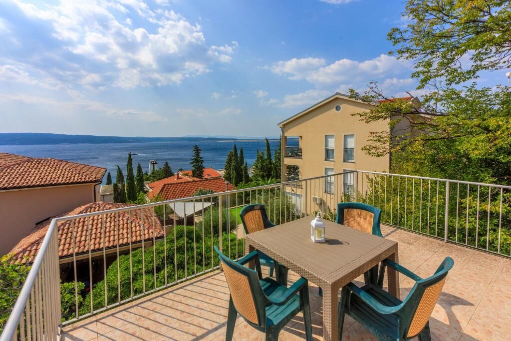 Apartments Bartulin 66361-A2
