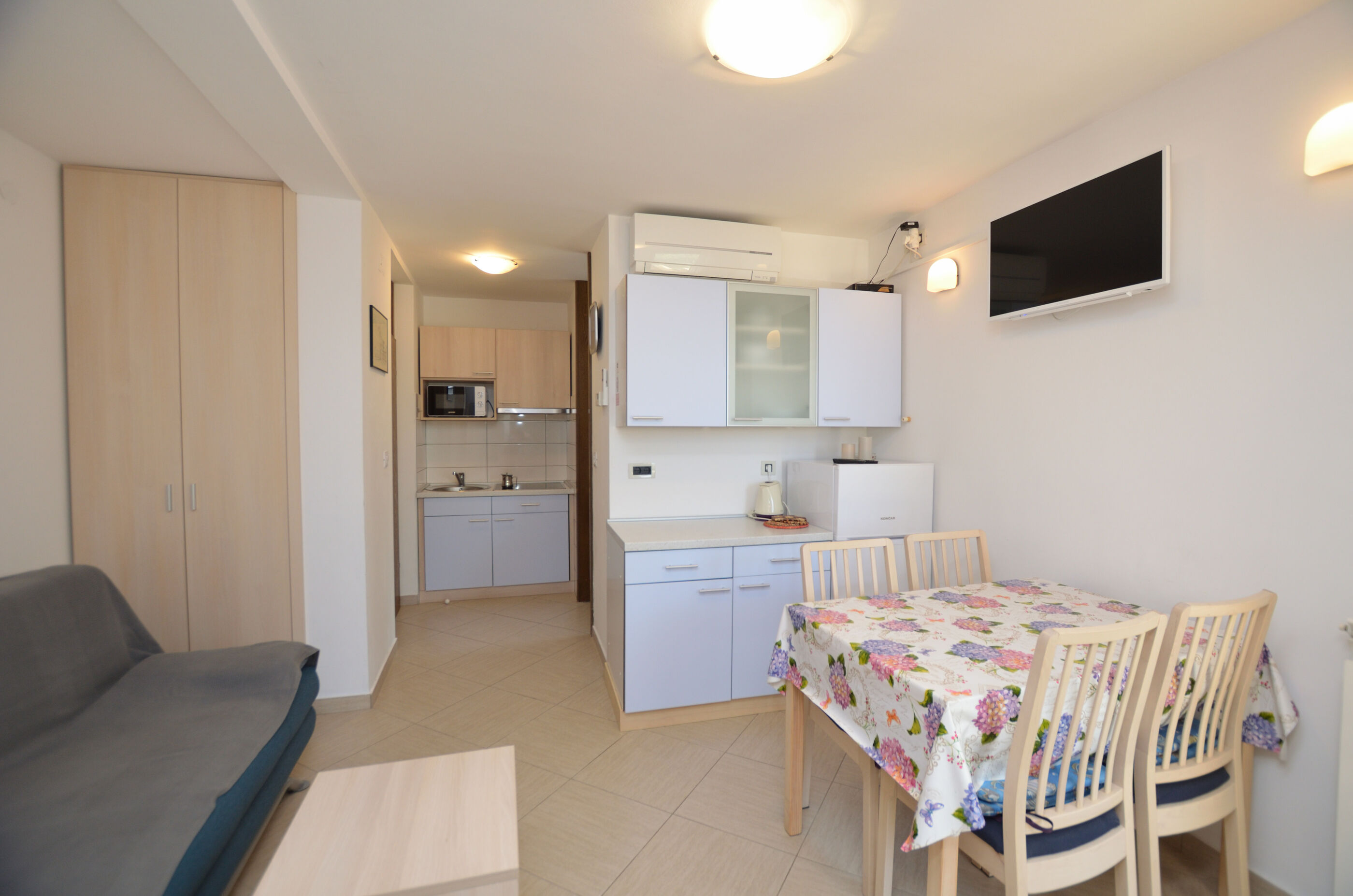 Apartments Marija 67811-A2
