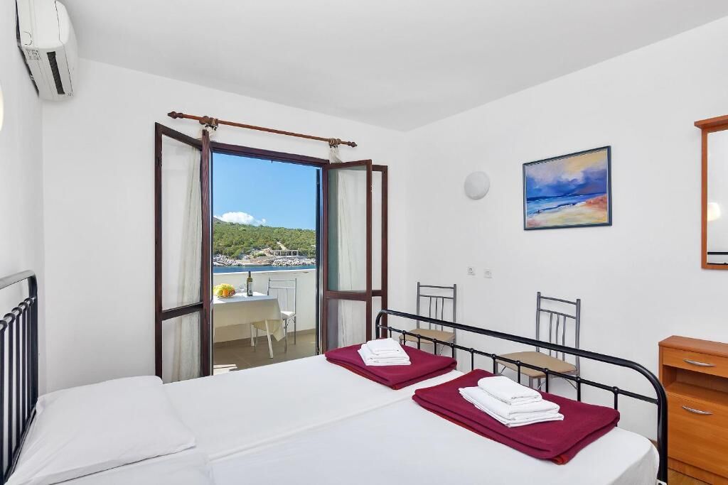 Apartments Igor 44141-A3