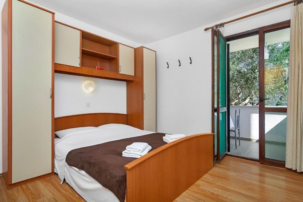 Apartments Igor 44141-A4