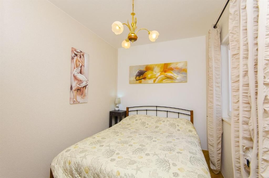 Apartments Nives 45781-A1