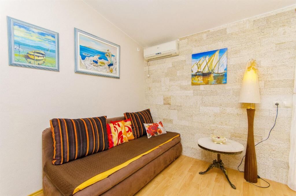Apartments Nives 45781-A2