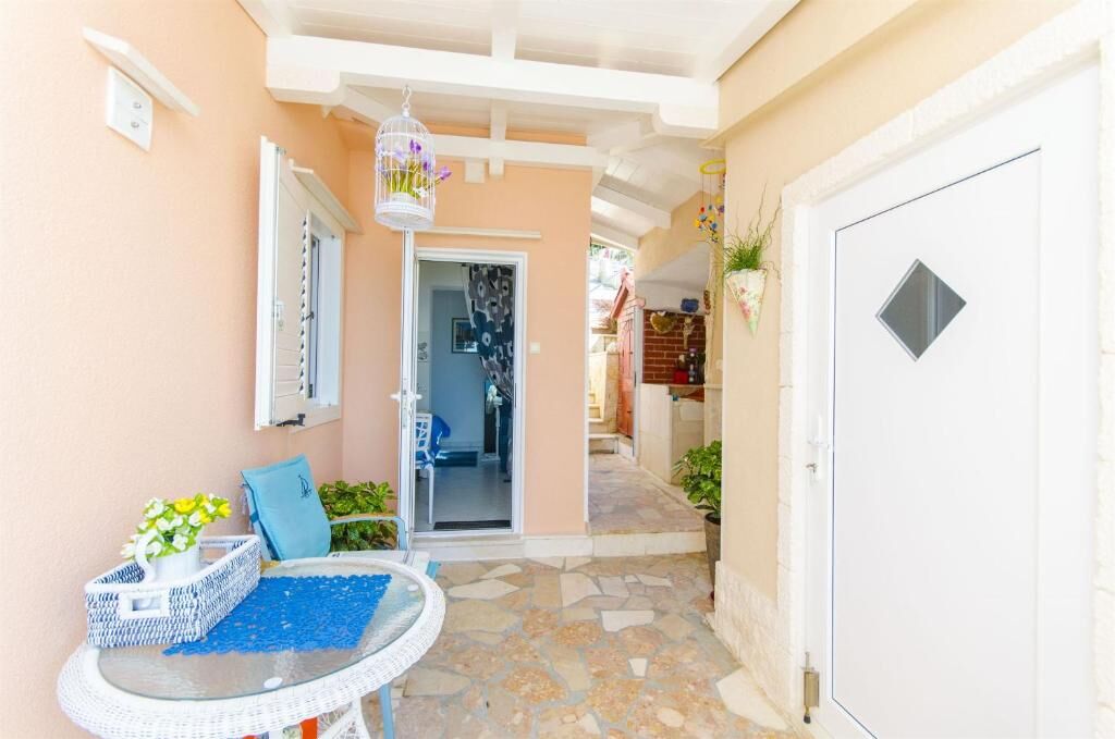 Apartments Nives 45781-A3