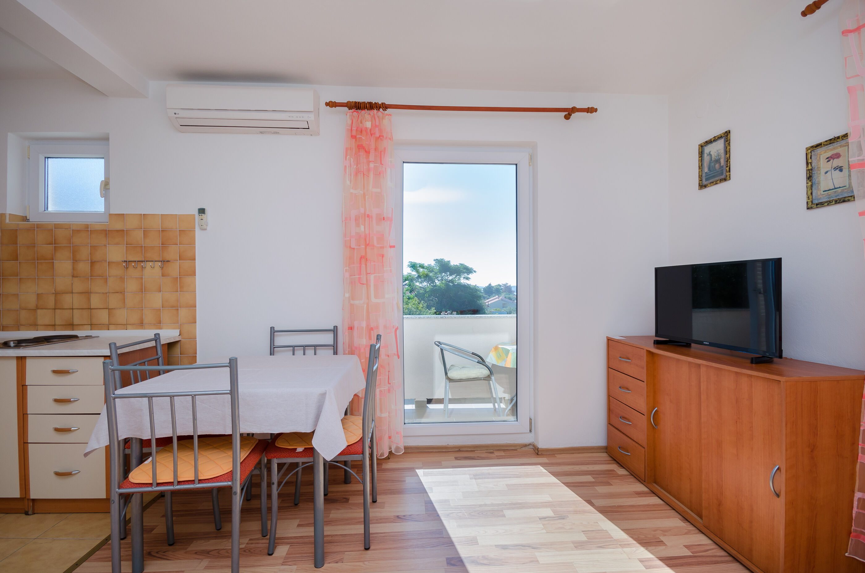 Apartments Blaženka 65761-A2