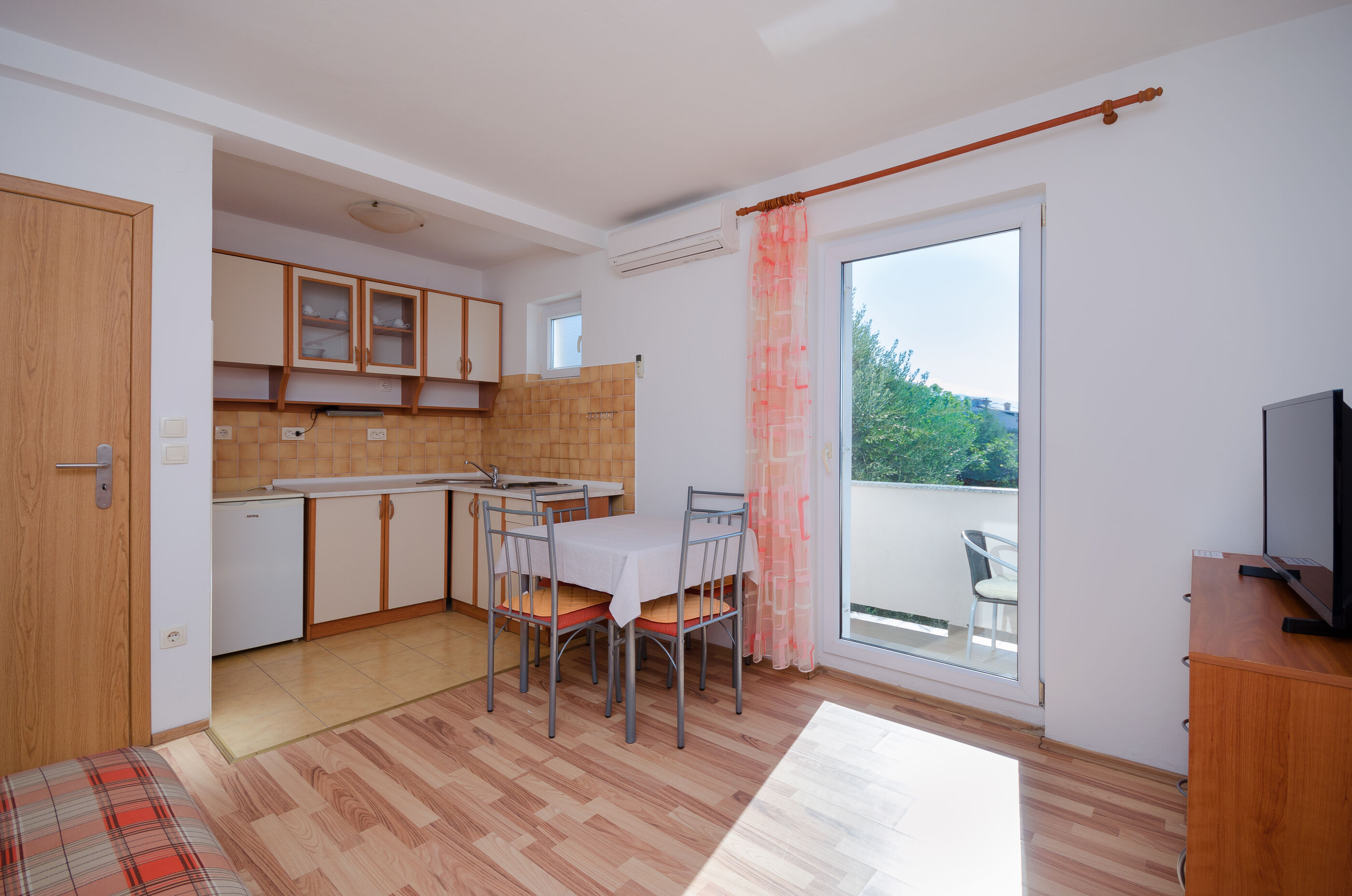 Apartments Blaženka 65761-A2