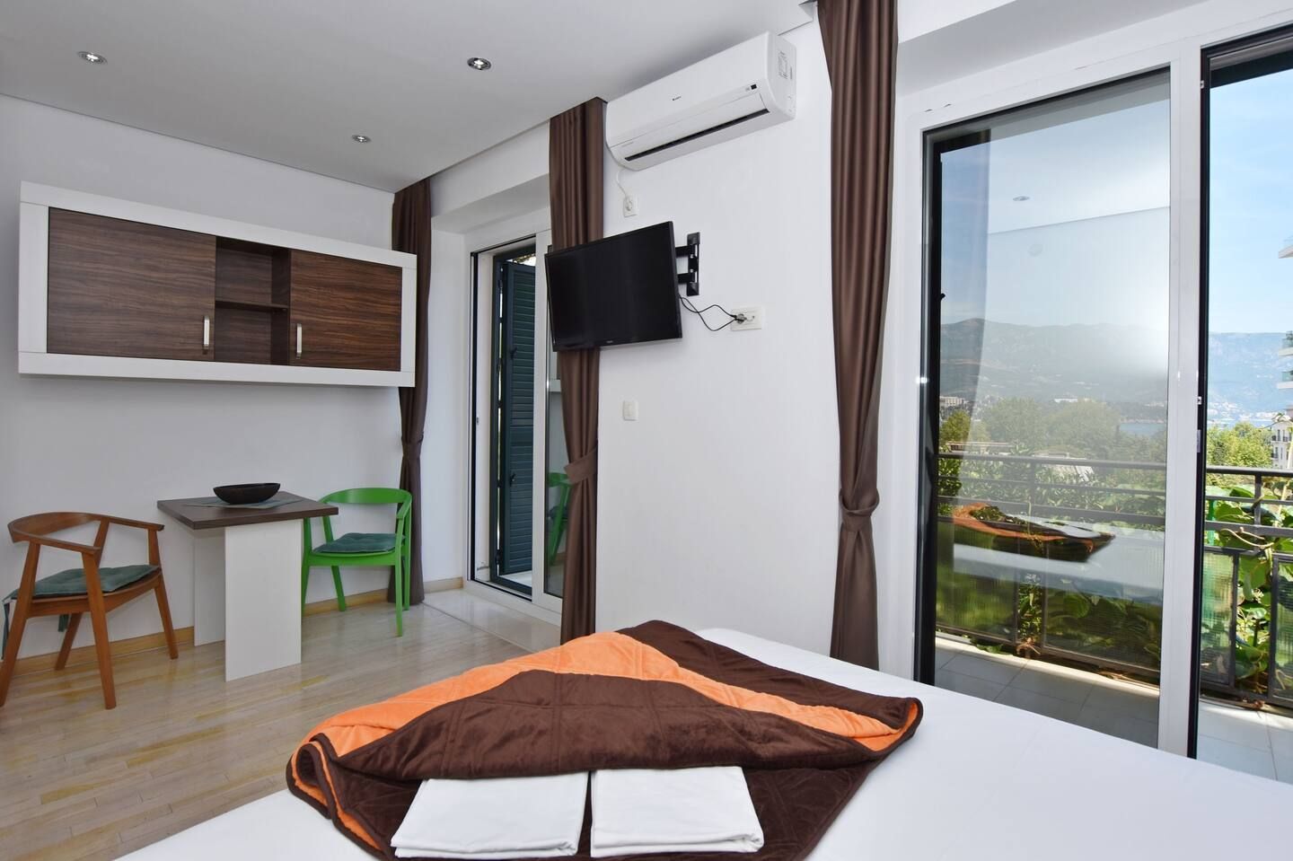 Apartments Ivanović 92981-A3