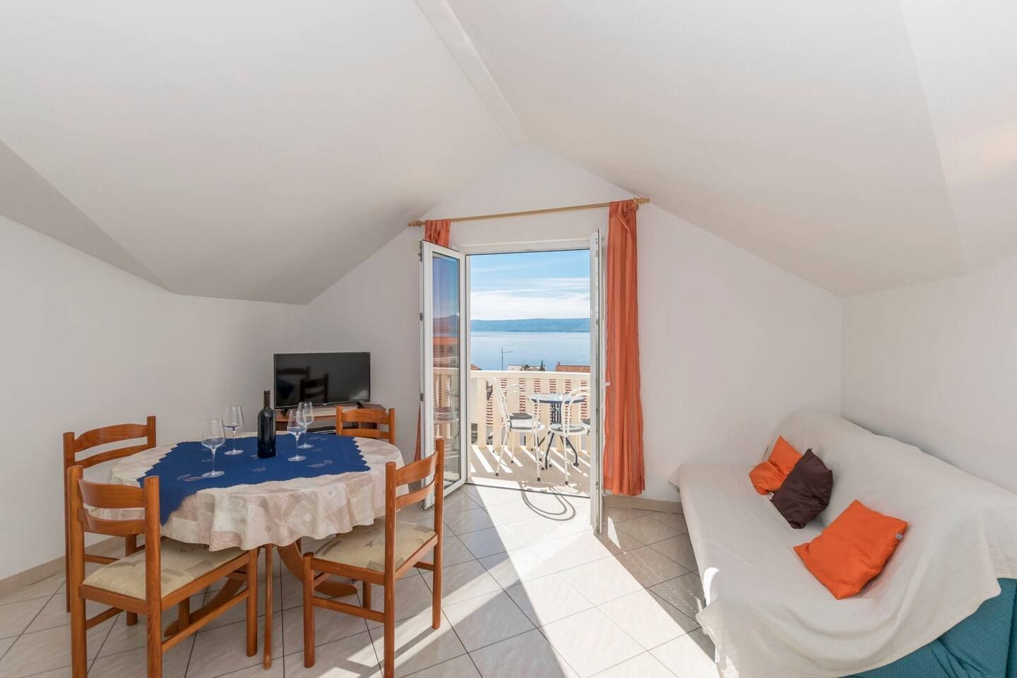 Apartments Jerka 42311-A3
