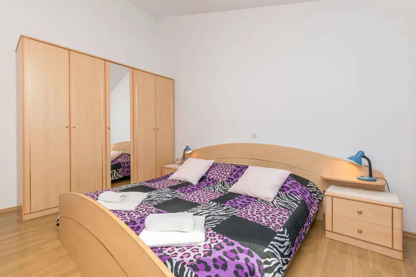 Apartments Jerka 42311-A3