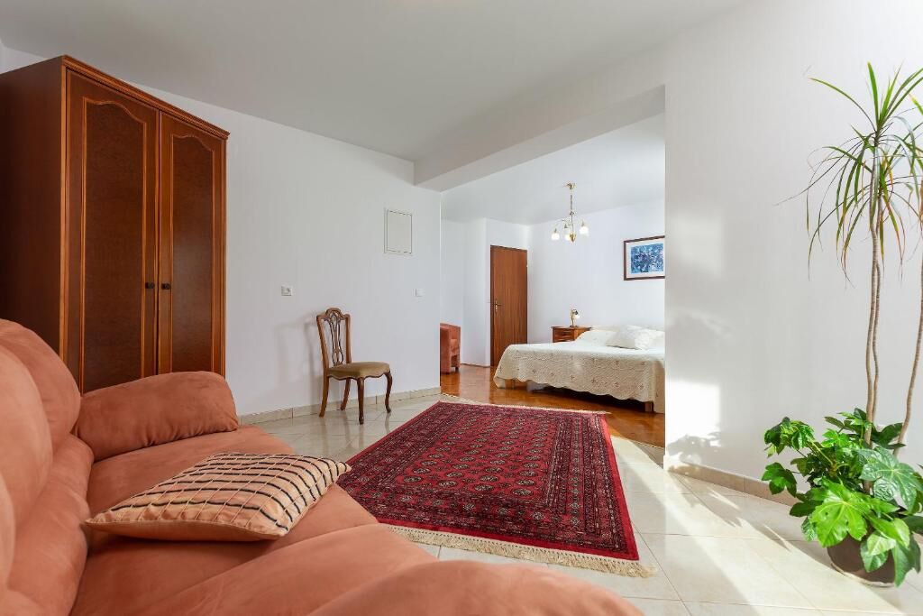 House Suzana 72572-K1
