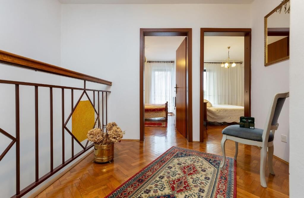 House Suzana 72572-K1
