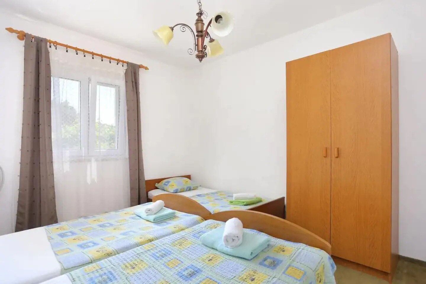 House Neda 90491-K1