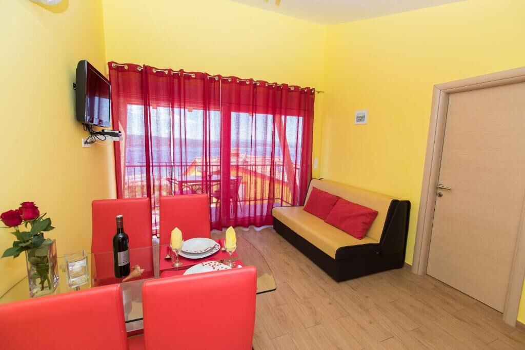 Apartments Ana Lorena 85241-A1