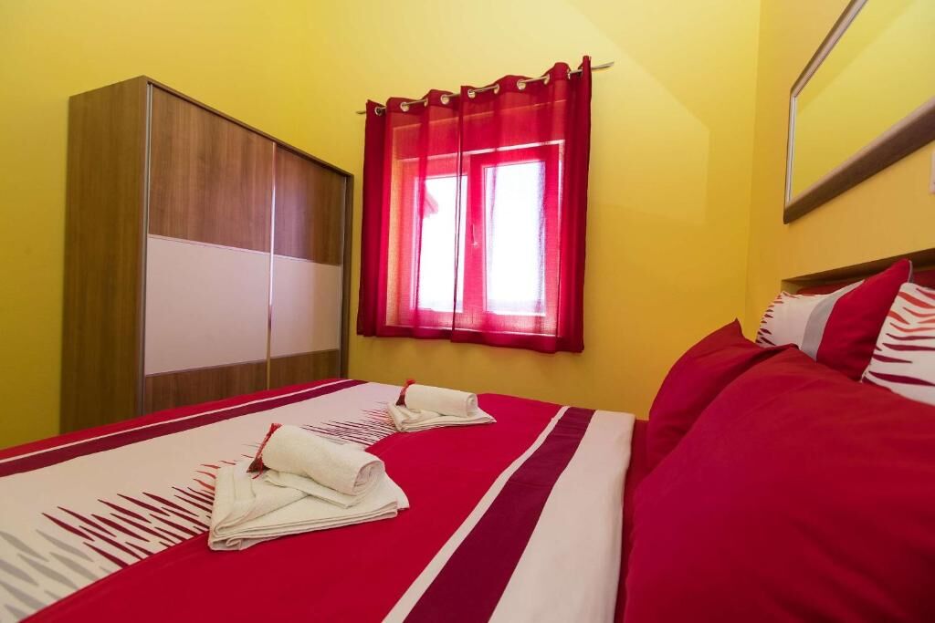 Apartments Ana Lorena 85241-A1