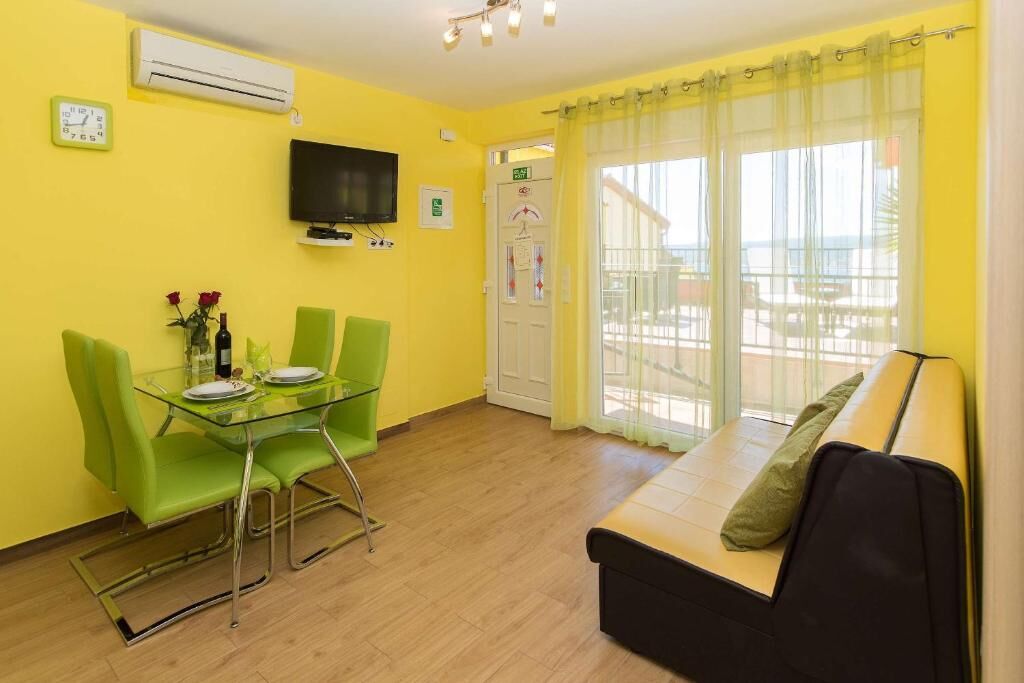 Apartments Ana Lorena 85241-A2