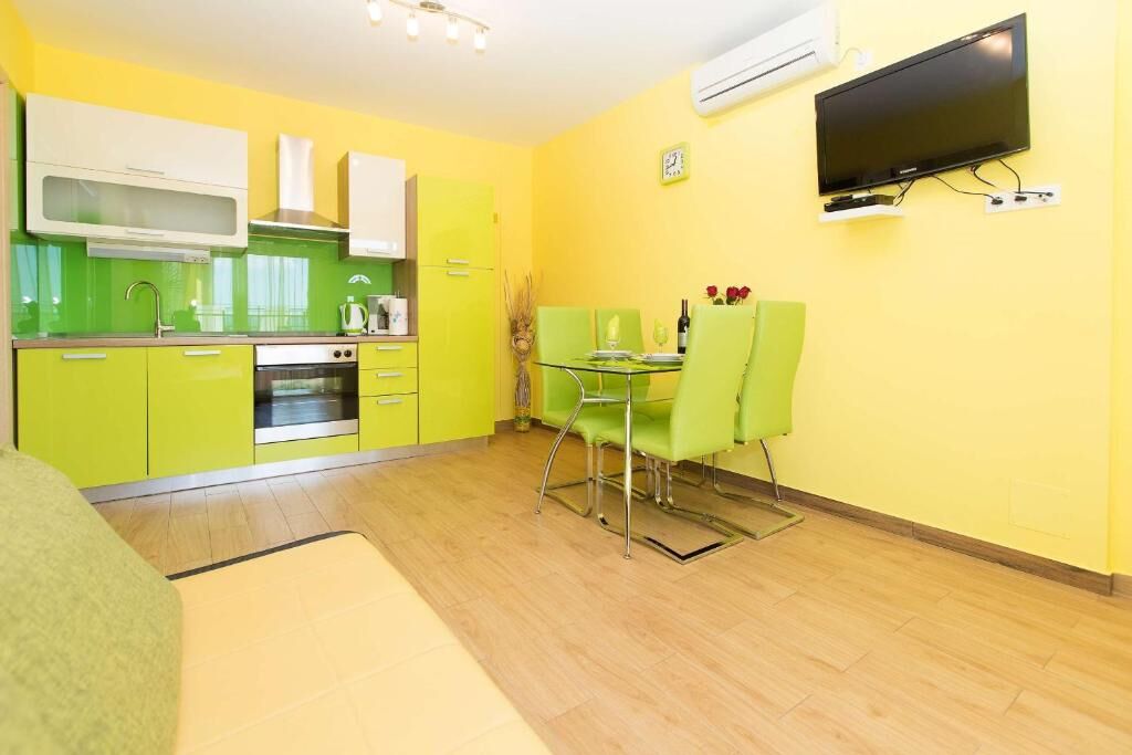 Apartments Ana Lorena 85241-A2