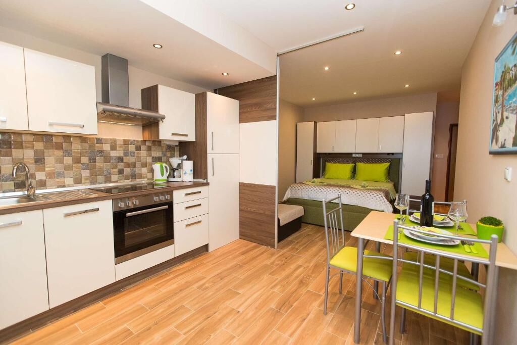 Apartments Ana Lorena 85241-A7