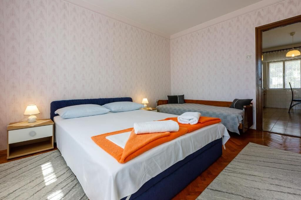 Apartments Danica 66291-A2