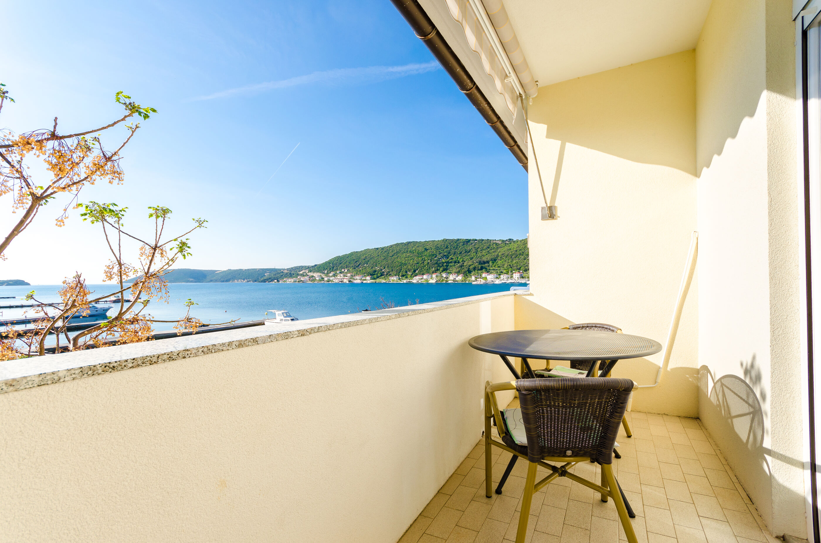 Apartments Darko by the sea 68091-A4