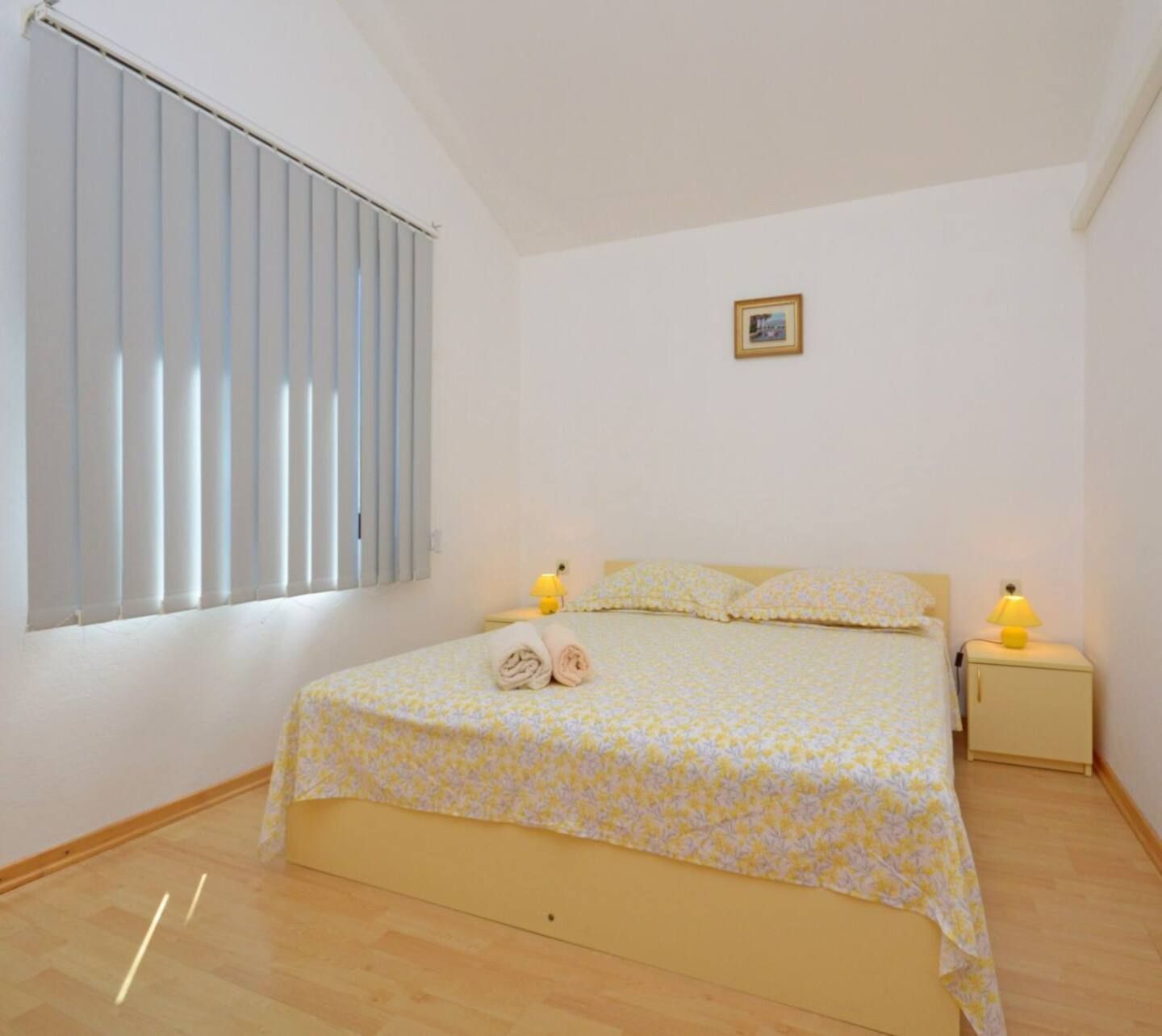 Apartments and Rooms Barbara 53781-A3