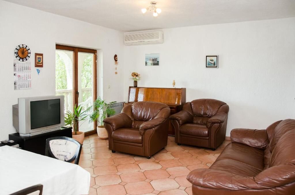 Apartments Sanja 67941-A1