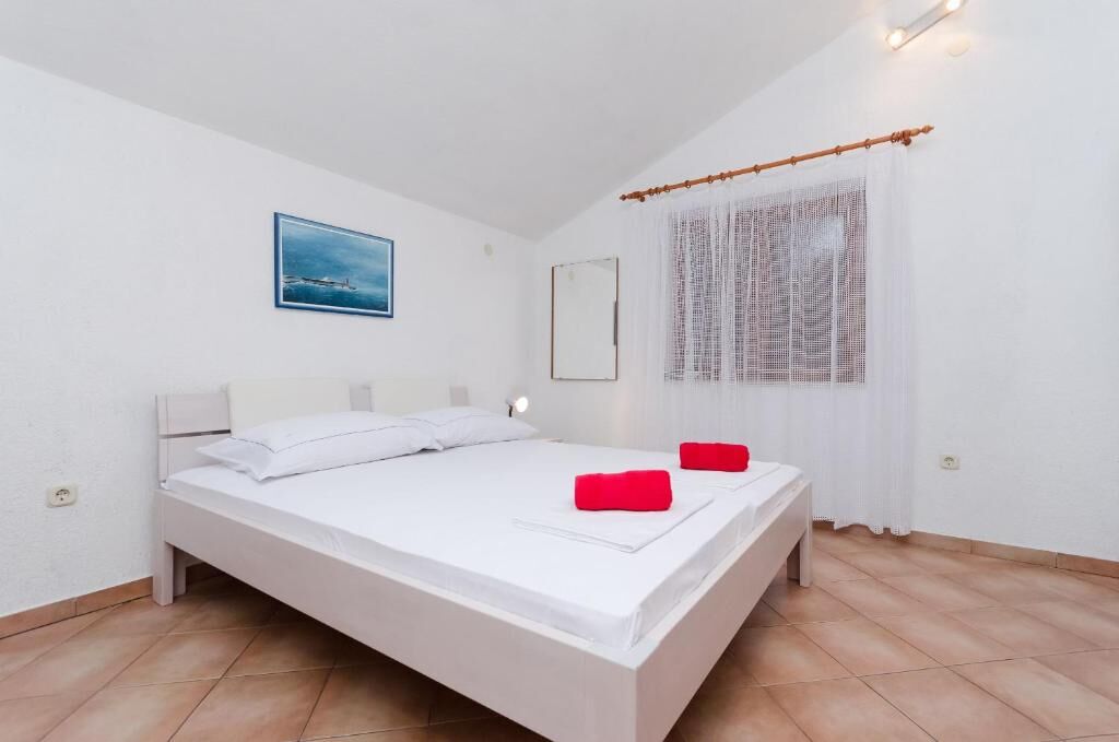 Apartments Sanja 67941-A2