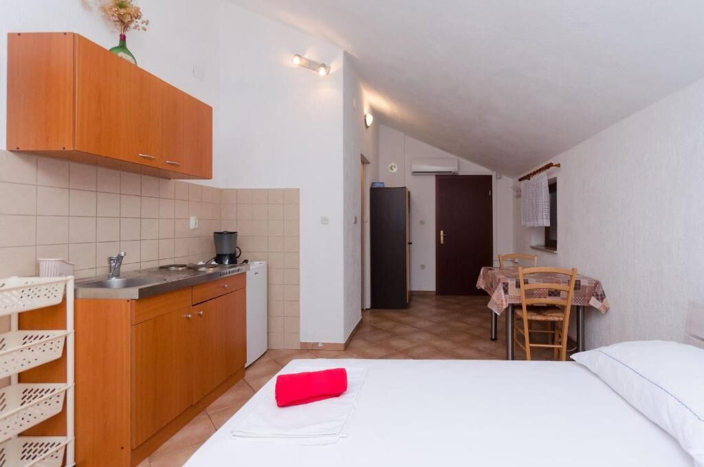 Apartments Sanja 67941-A2