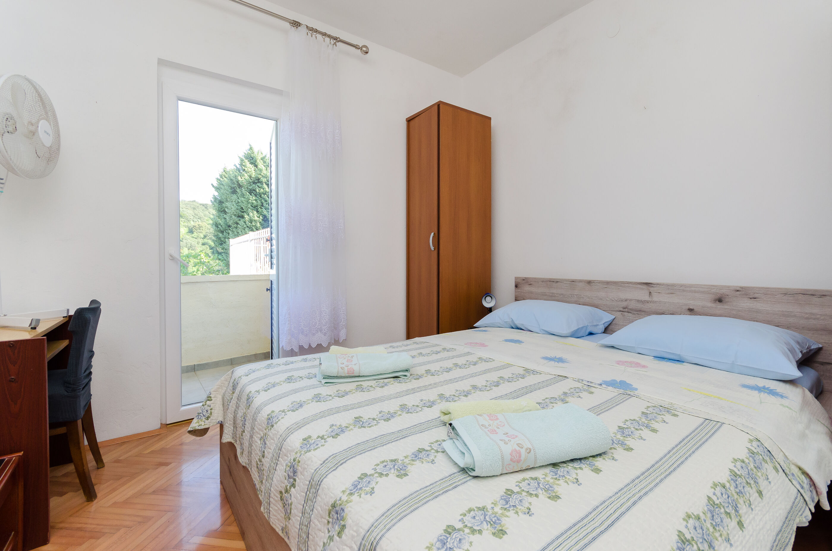 Apartments Katica 67991-A2