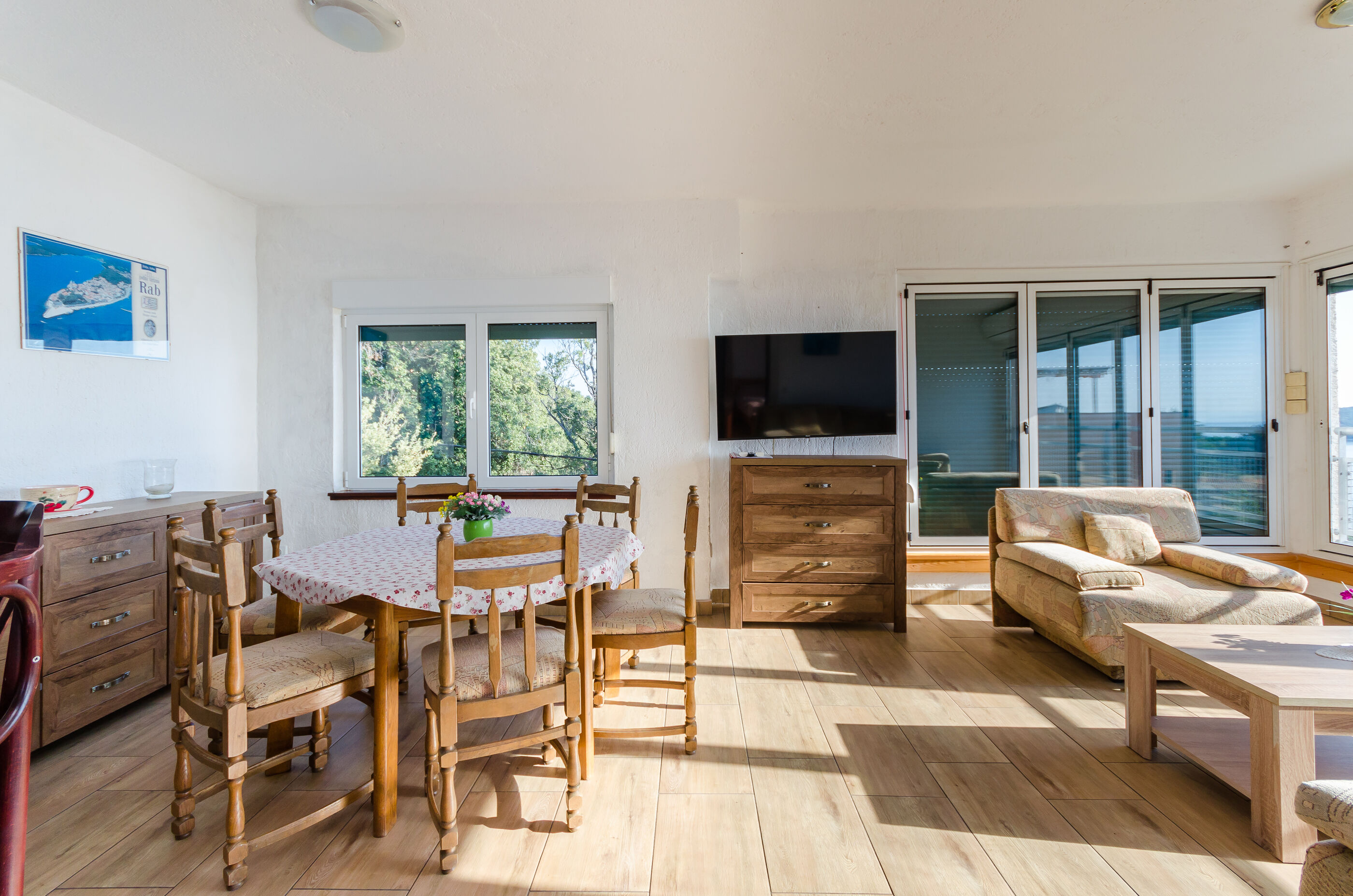 Apartments Tomo 67141-A1