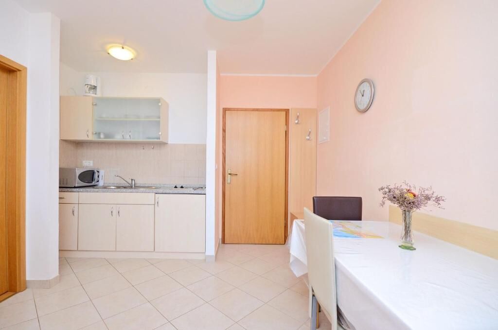 Apartments Ivanka 67921-A2