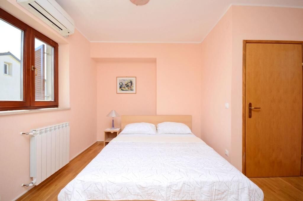 Apartments Ivanka 67921-A3