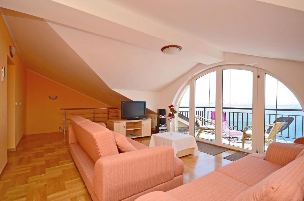 Apartments Ivanka 67921-A4