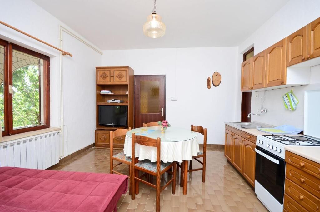 Apartments Ivanka 67921-A5