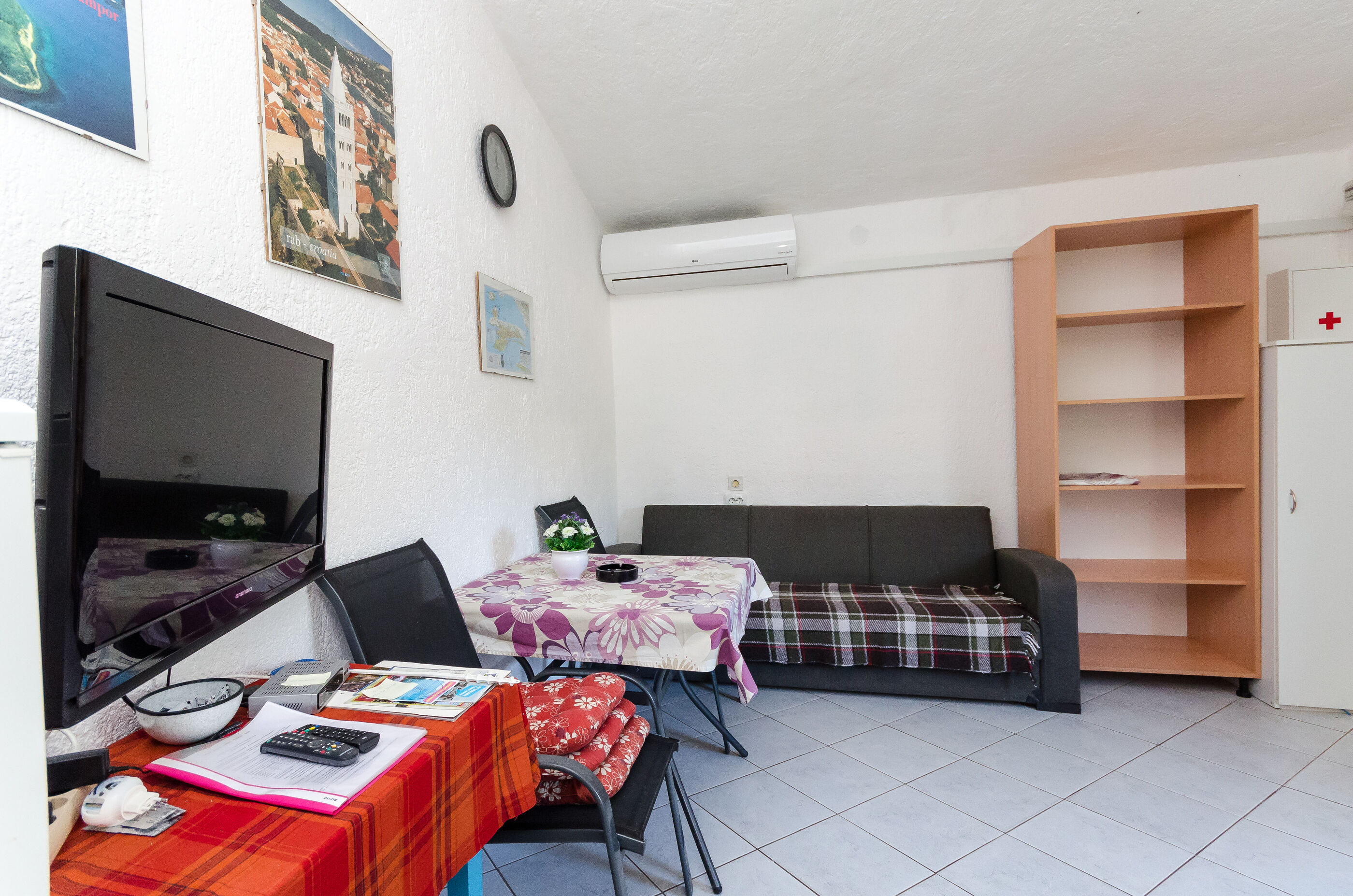 Apartments Tomo 67141-A2