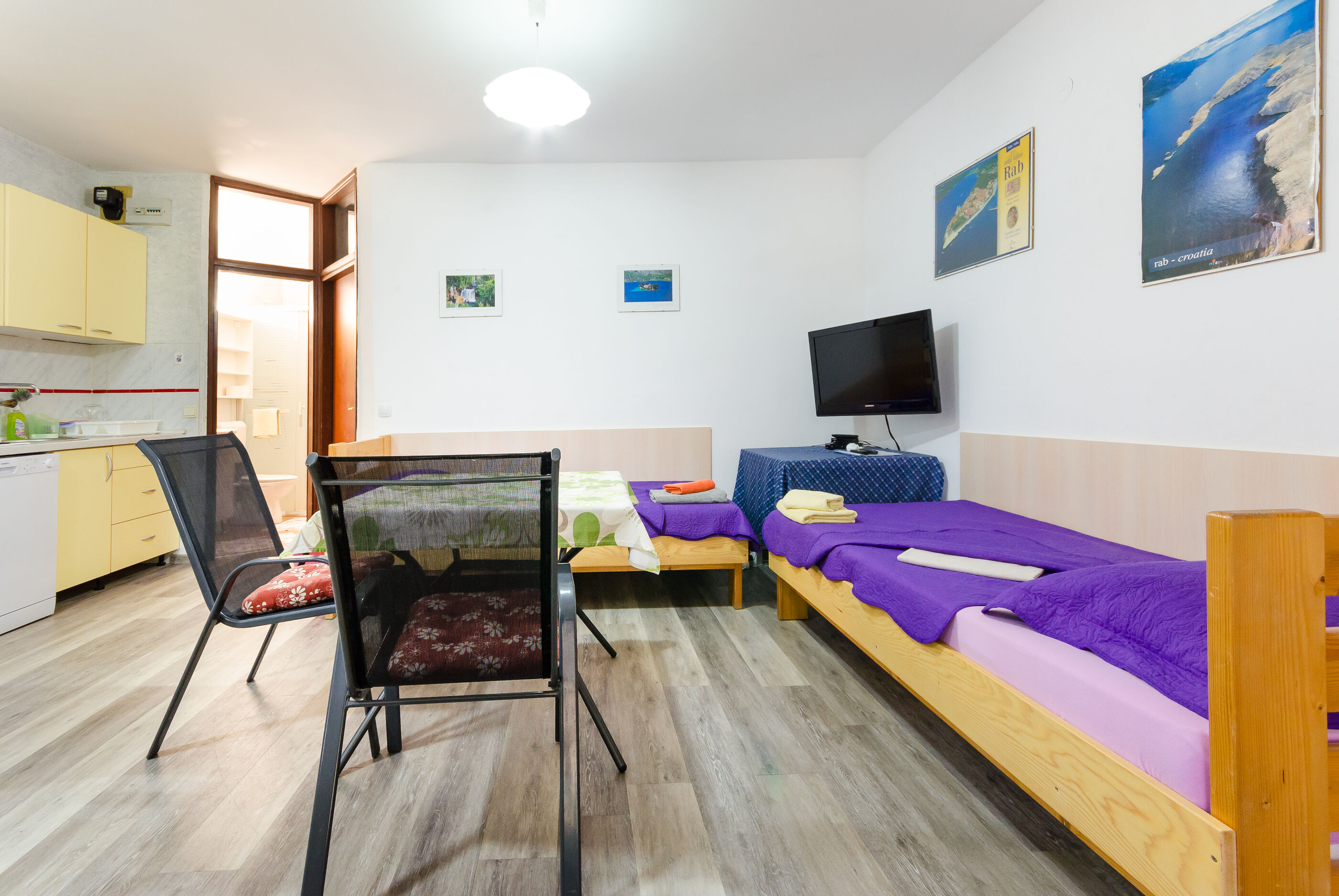 Apartments Tomo 67141-A3