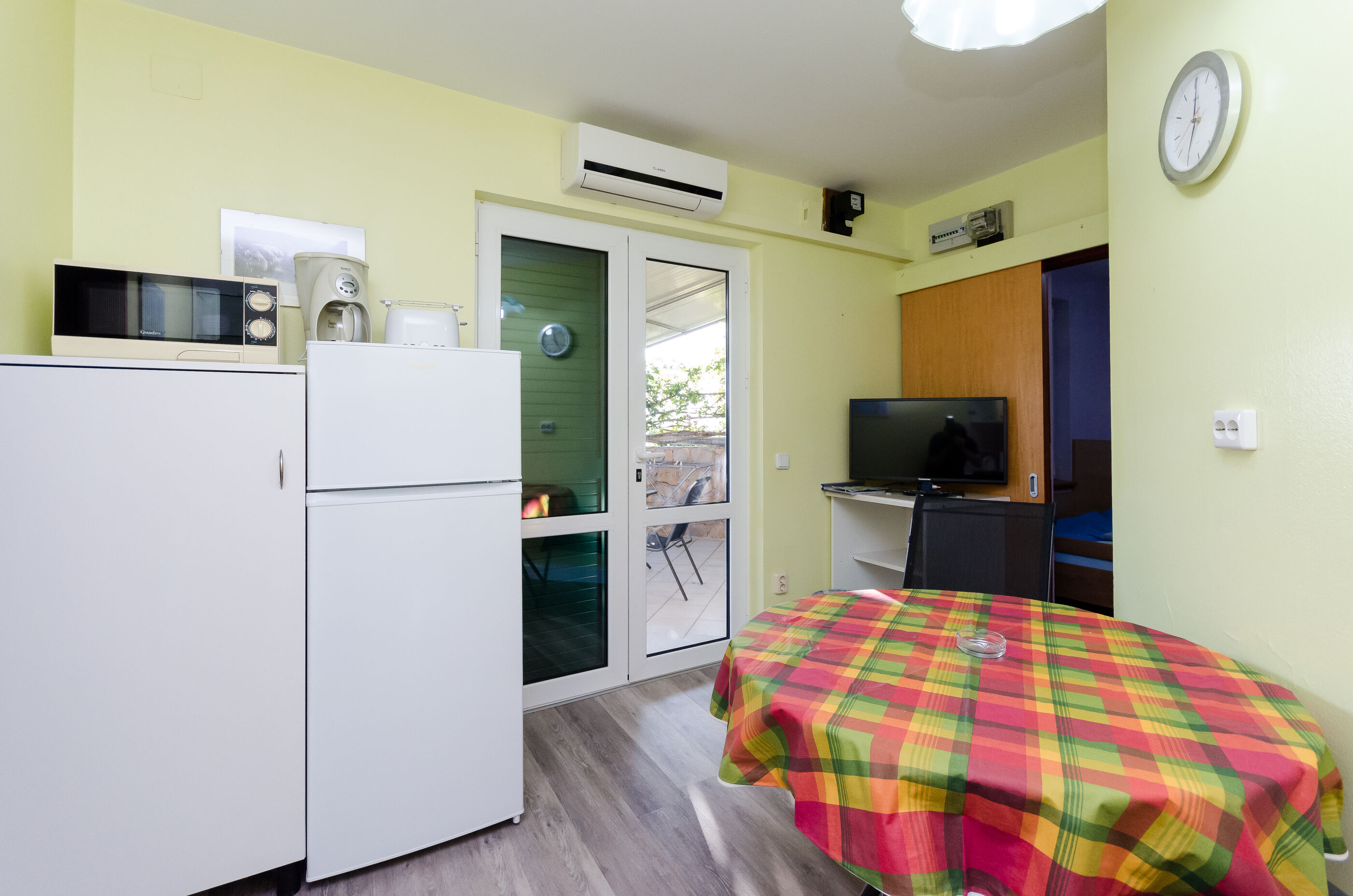 Apartments Tomo 67141-A5