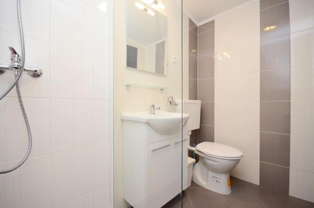 Apartments Ivan Marina 67541-A1