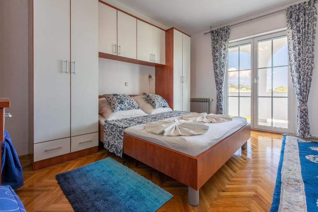 Apartments Vila Antula 66781-A1