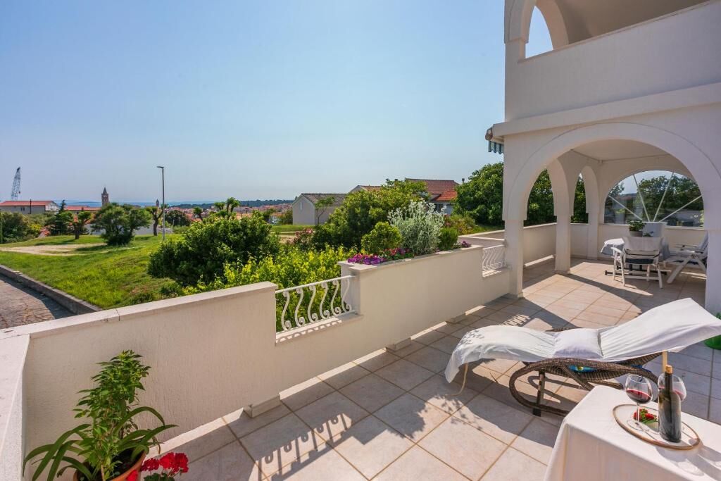Apartments Vila Antula 66781-A1