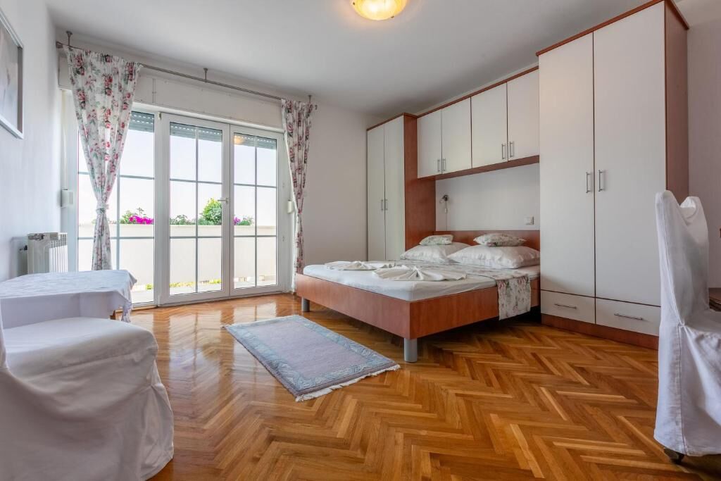 Apartments Vila Antula 66781-A2