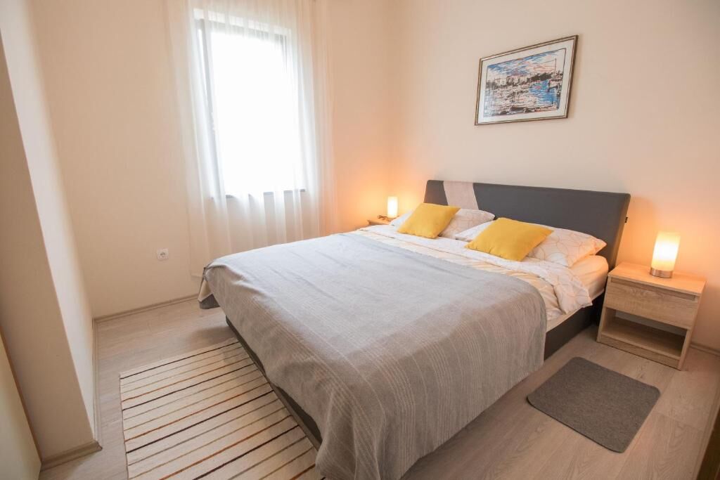 Apartments Serđo 65861-A1